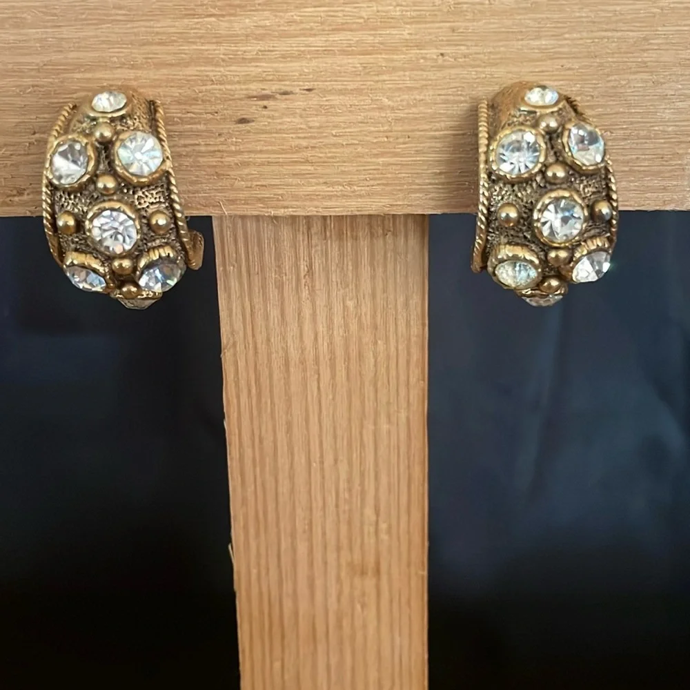 Vintage Couture Pat. 156452 Rhinestone Goldtone Hoops Clip on Earrings